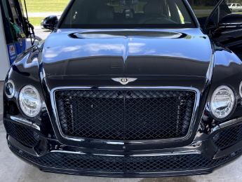 Rent a Bentley Bentayga South Beach