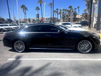 Rent a Mercedes S580 South Beach