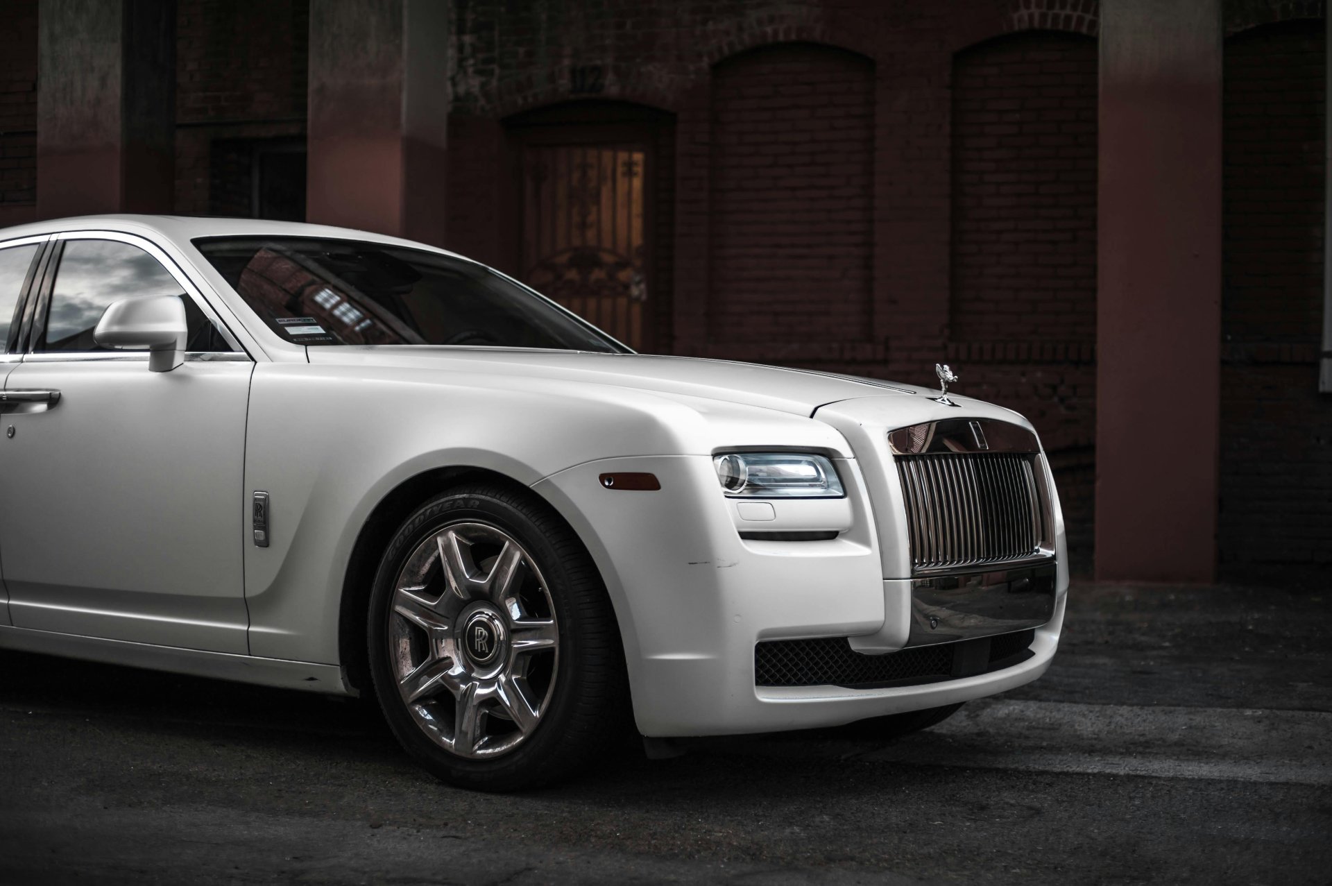Rolls Royce luxury sedan